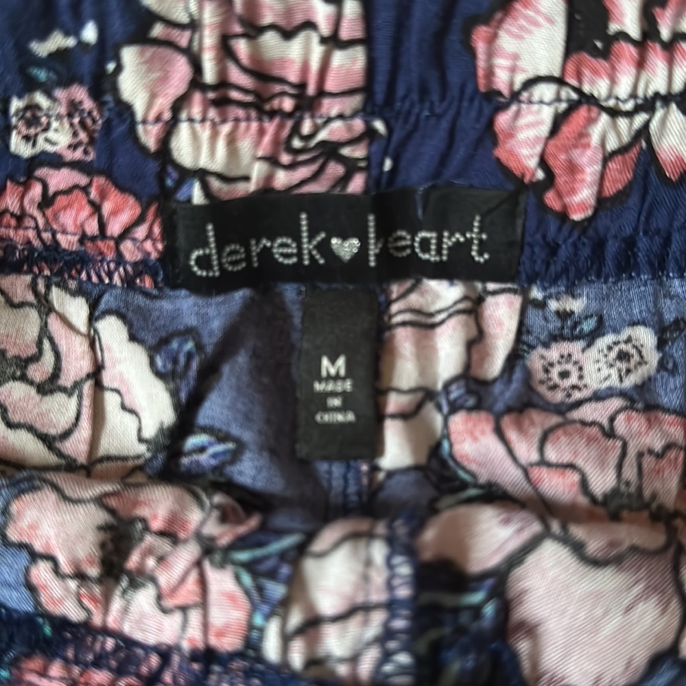 Navy Floral Summer Shorts - Picture 3 of 3